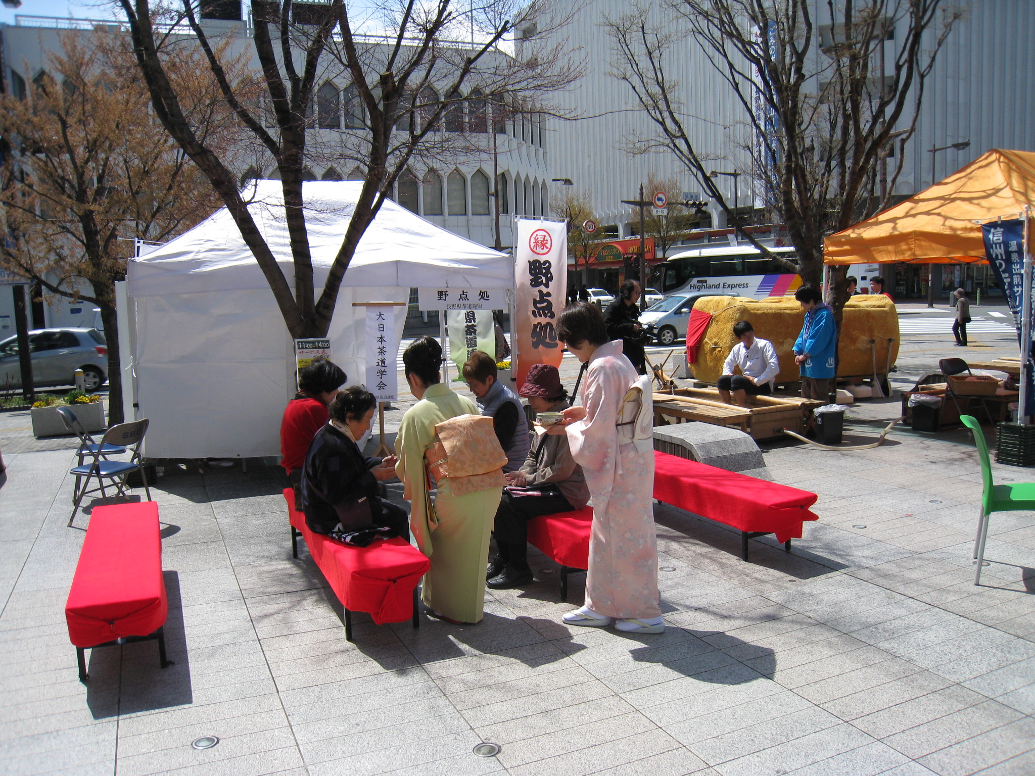 http://nagano-citypromotion.com/daiennichi/images/nodate.JPG