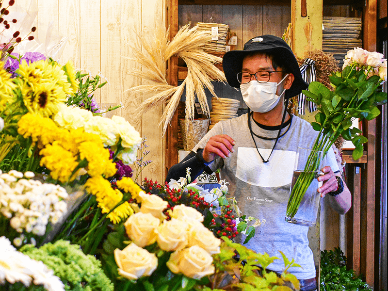 都内で花き業界を深く広く経験したのち、地元・長野へUターン